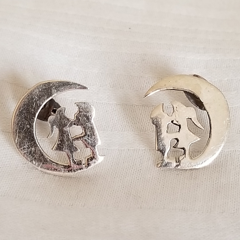 Vintage Th Sterling Boy Girl Kissing Moon Earrings
